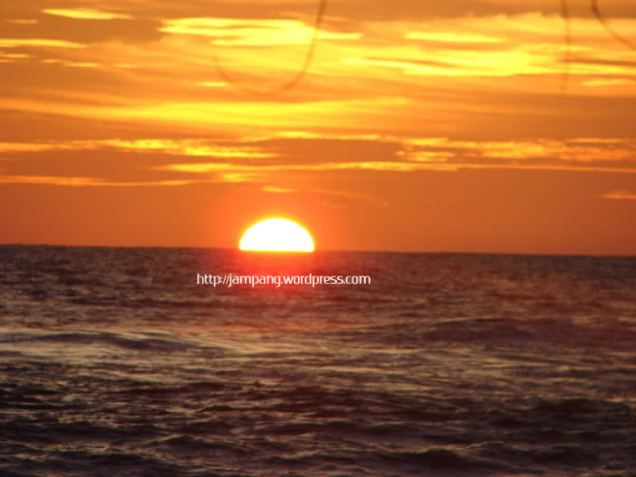 Detail Pemandangan Laut Pada Waktu Senja Nomer 48