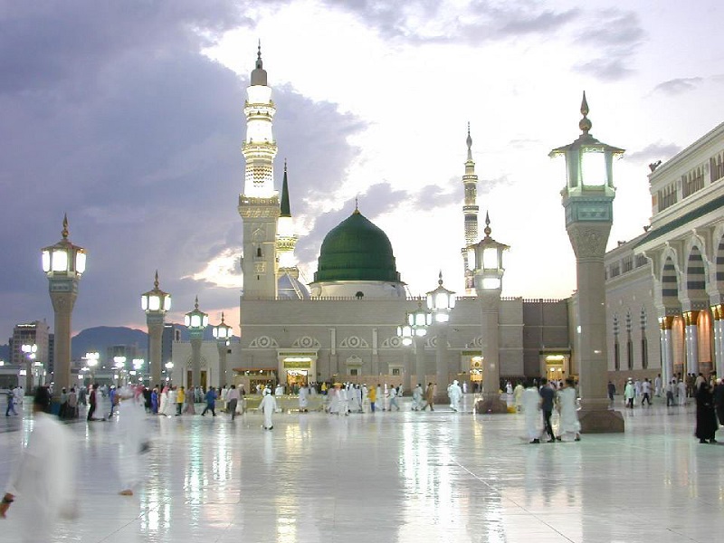 Detail Pemandangan Masjid Nabawi Nomer 3