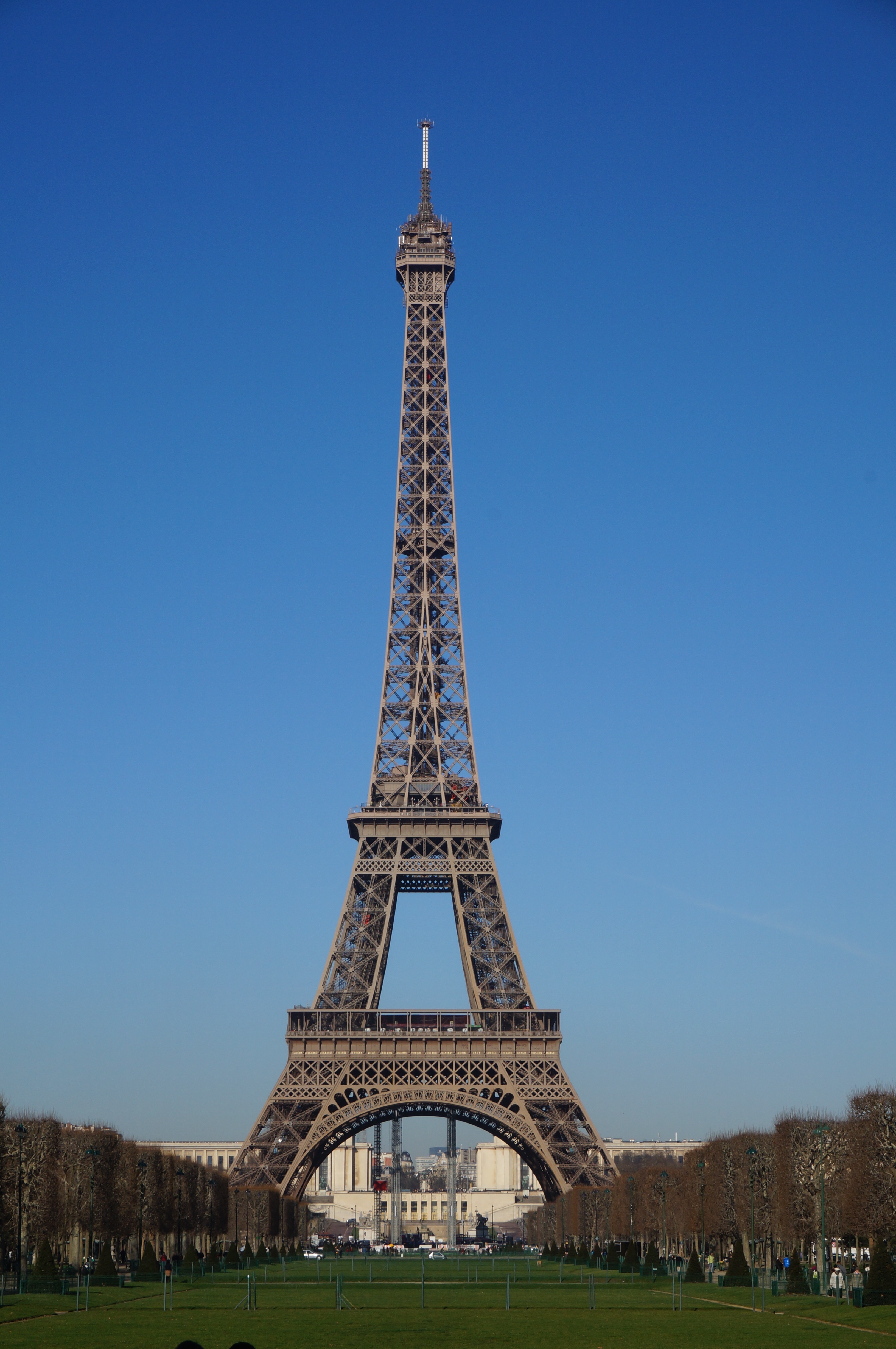 Detail Pemandangan Menara Eiffel Nomer 12