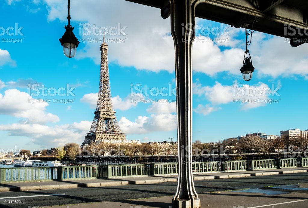 Detail Pemandangan Menara Eiffel Nomer 39