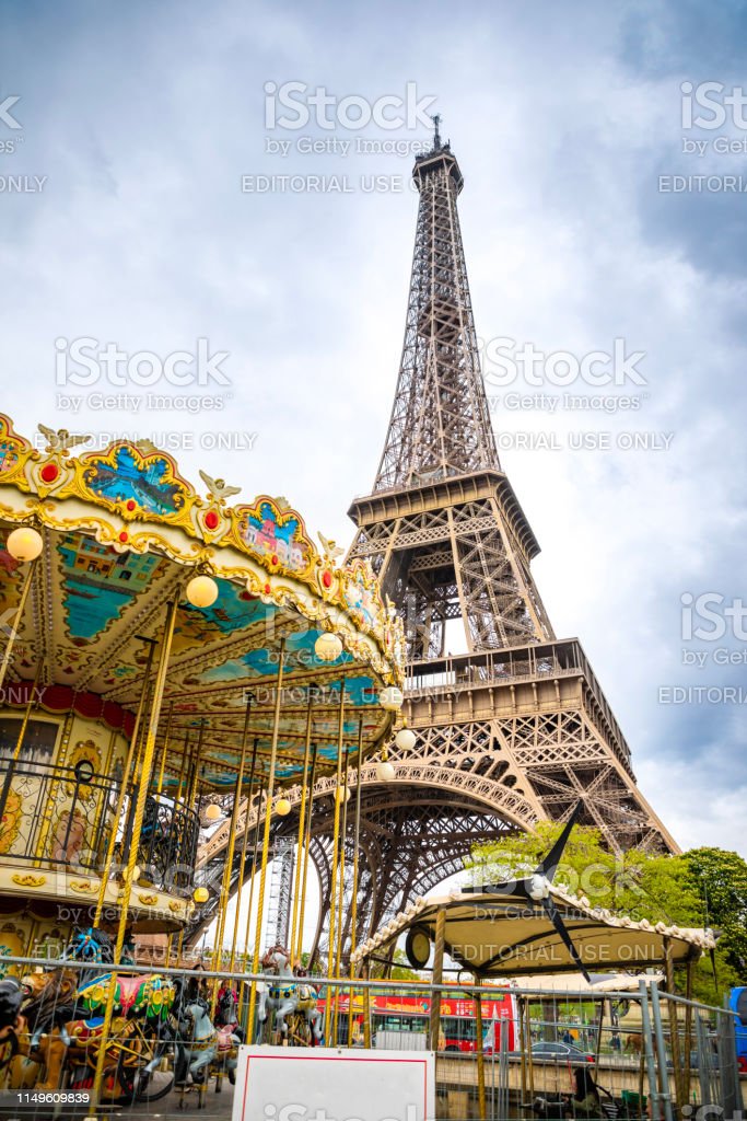 Detail Pemandangan Menara Eiffel Nomer 50