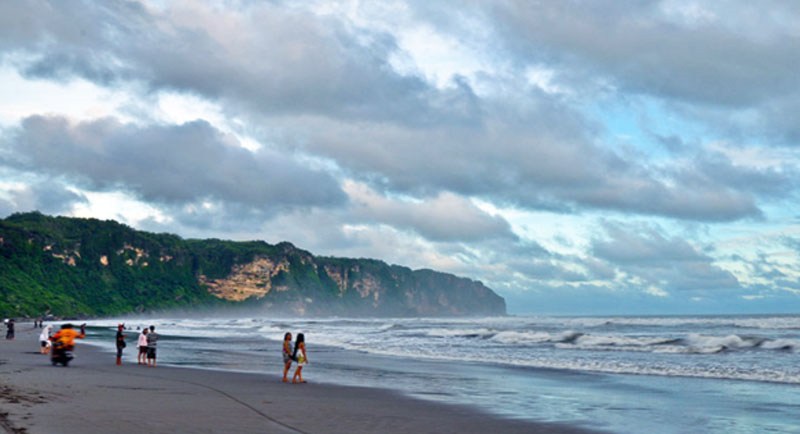 Detail Pemandangan Pantai Parangtritis Nomer 7