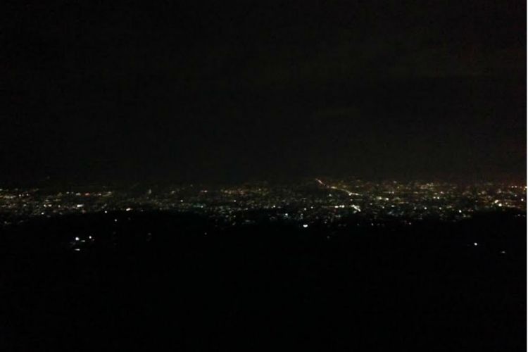 Detail Pemandangan Puncak Malam Hari Nomer 5