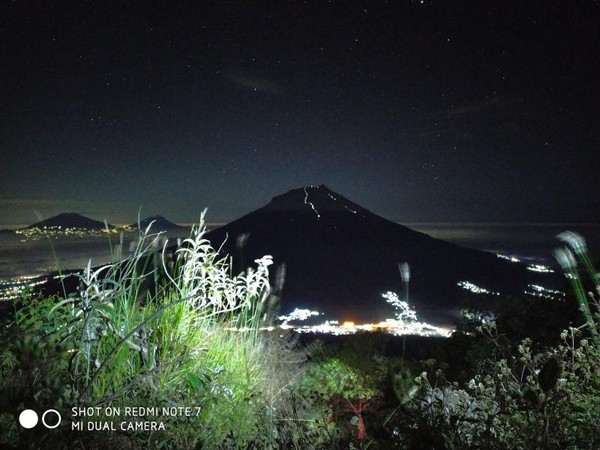 Detail Pemandangan Puncak Malam Hari Nomer 40