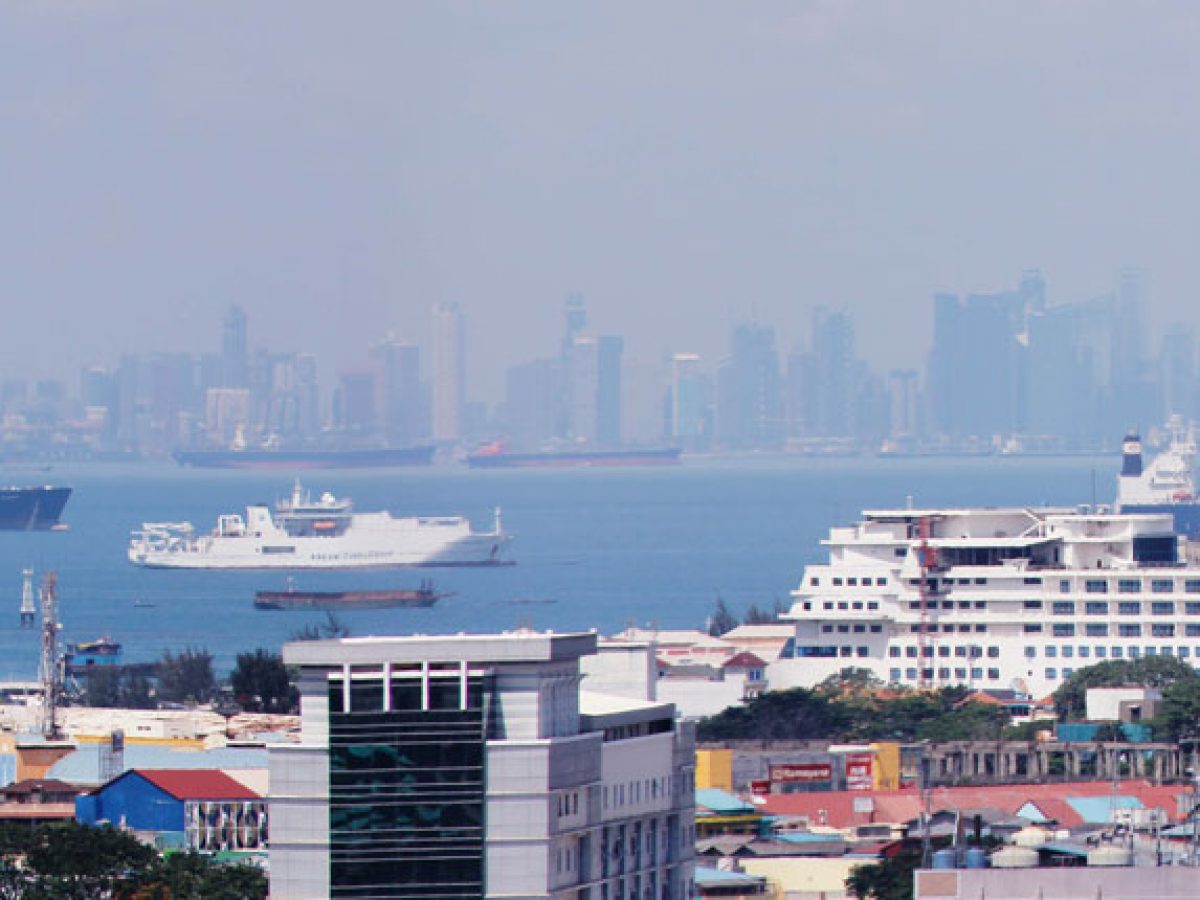 Detail Pemandangan Singapura Dari Batam Nomer 7