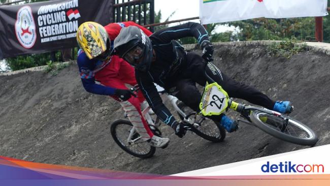 Detail Pembalap Sepeda Bmx Nomer 51