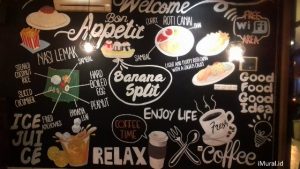 Detail Lukisan Gambar Di Dinding Cafe Nomer 14