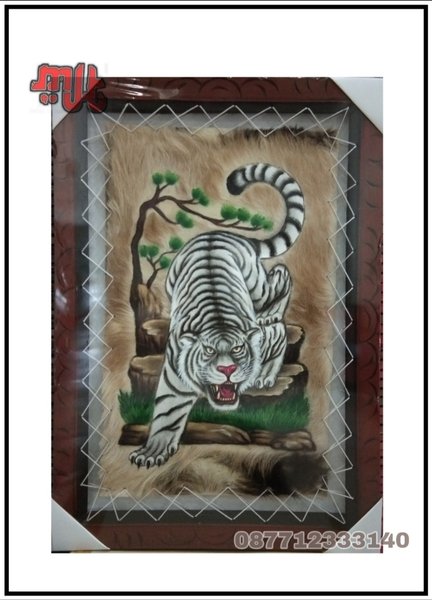 Detail Lukisan Macan Putih Nomer 44