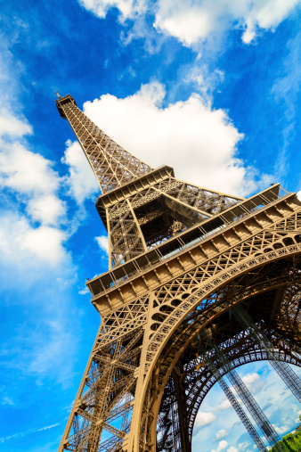 Detail Lukisan Menara Eiffel Paris Nomer 16