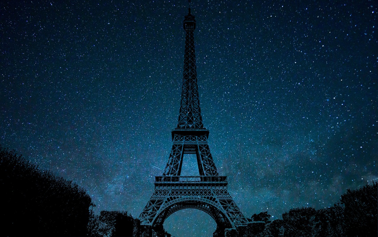 Detail Lukisan Menara Eiffel Paris Nomer 17