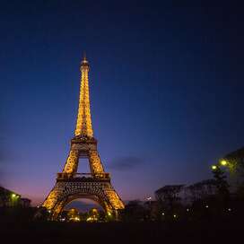 Detail Lukisan Menara Eiffel Paris Nomer 31