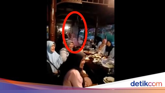 Detail Penampakan Hantu Nyata Tertangkap Kamera Cctv Kuburan Nomer 16