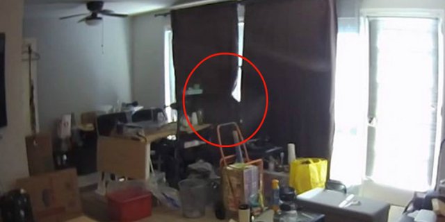 Detail Penampakan Hantu Nyata Tertangkap Kamera Cctv Kuburan Nomer 4