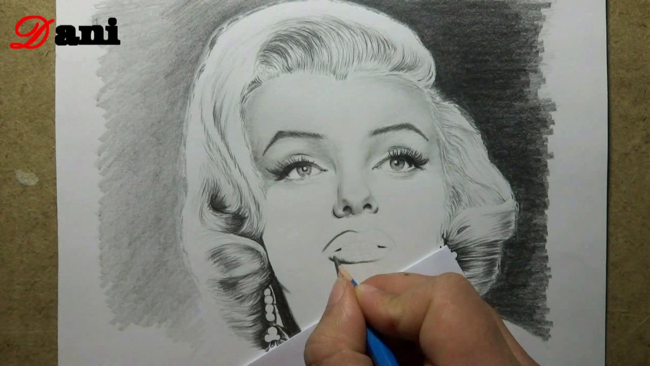 Detail Pencil Marilyn Monroe Drawing Nomer 51