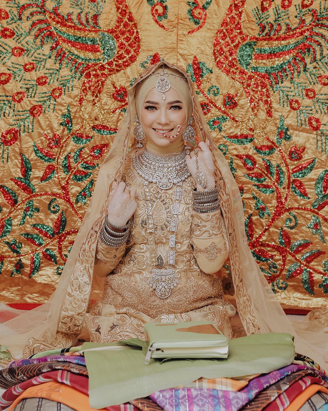 Detail Pengantin Ala India Nomer 50