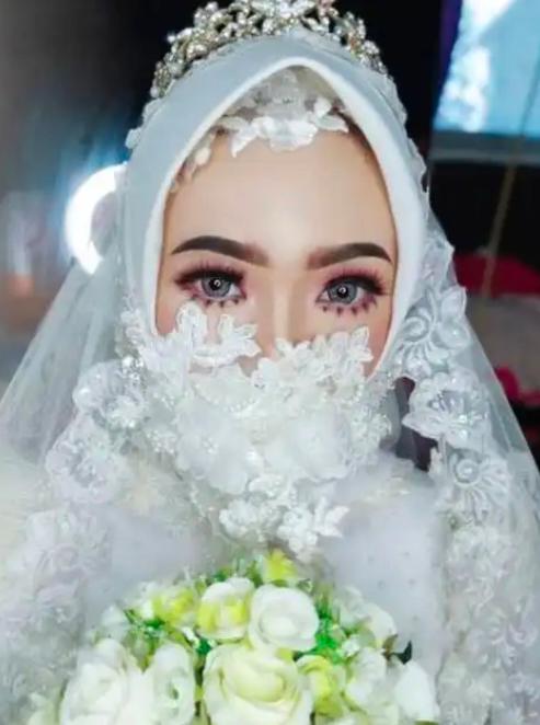 Detail Pengantin Yang Cantik Nomer 10