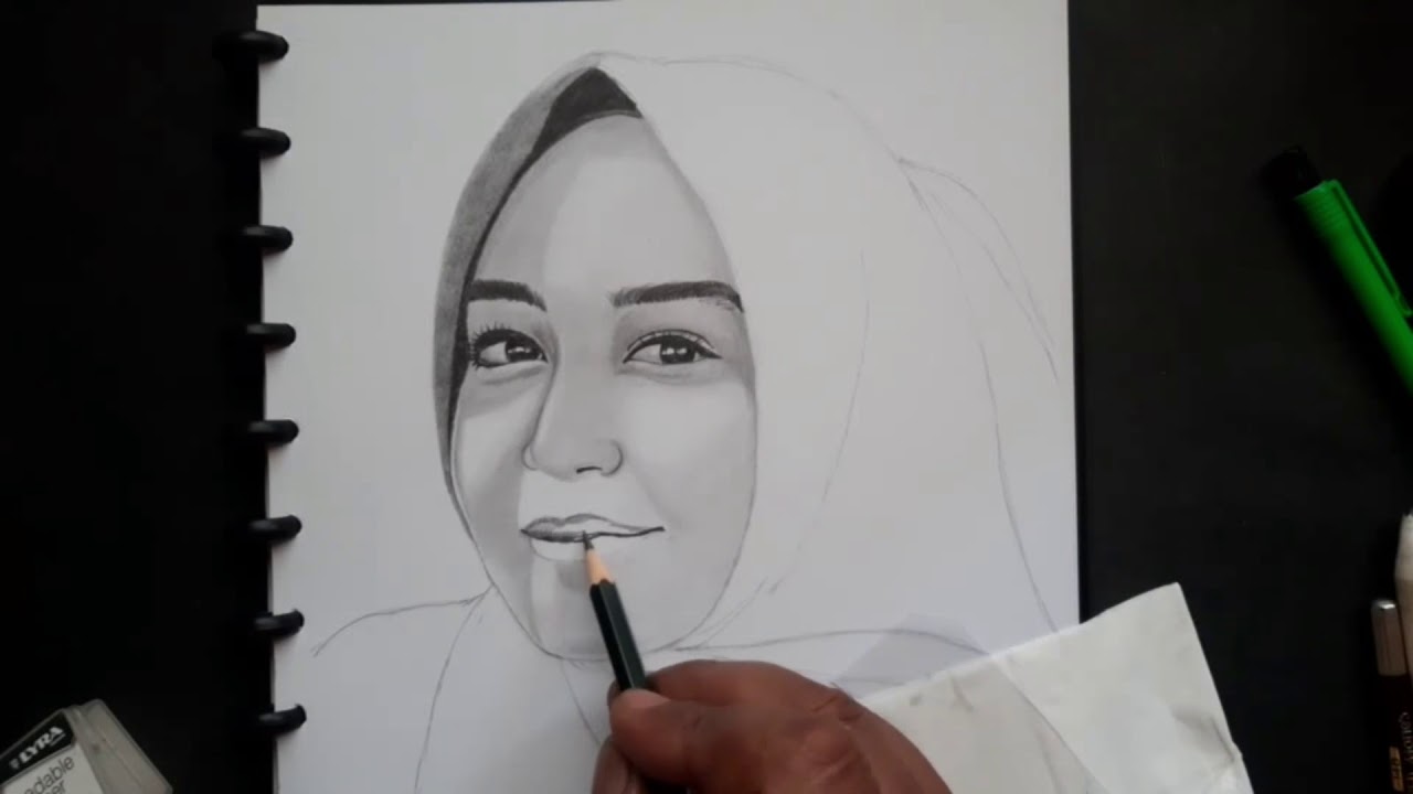 Detail Lukisan Wanita Dengan Pensil Nomer 18