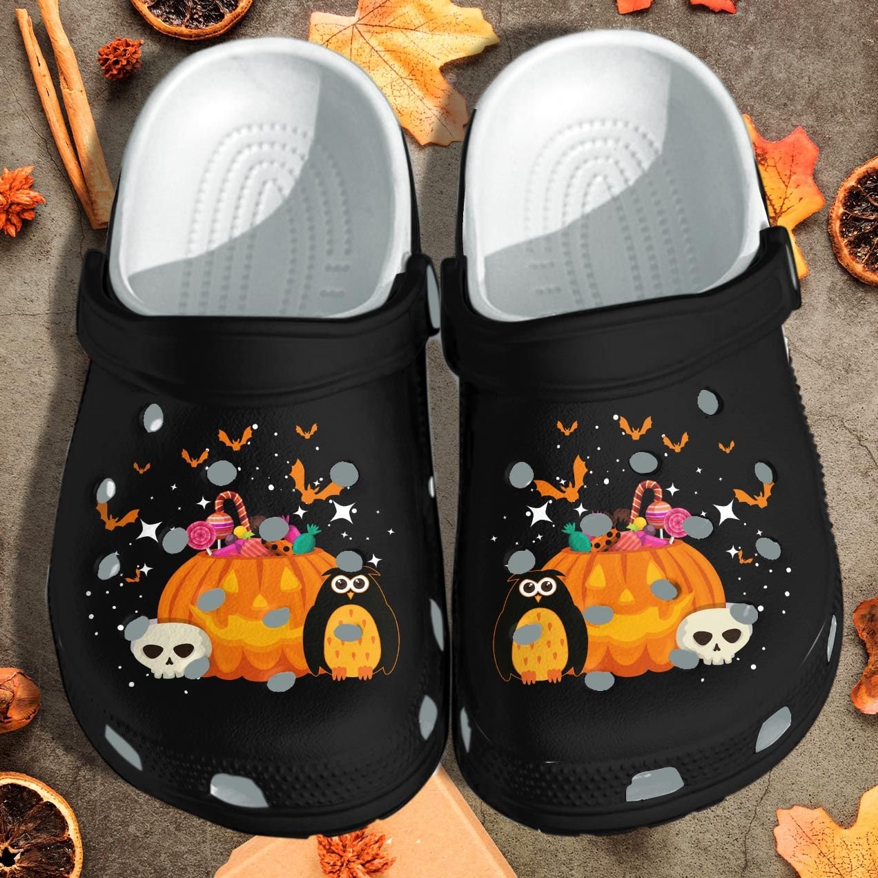 Detail Penguin Crocs Nomer 33