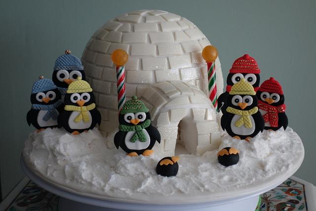 Detail Penguin Igloo Cake Nomer 38