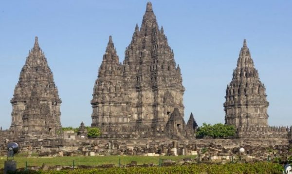 Detail Peninggalan Masa Hindu Budha Beerta Gambar Dan Keterangannya Nomer 17