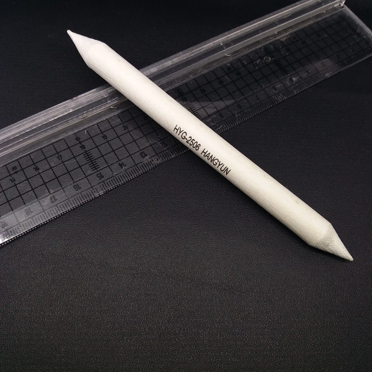 Detail Pensil Putih Untuk Menggambar Nomer 11