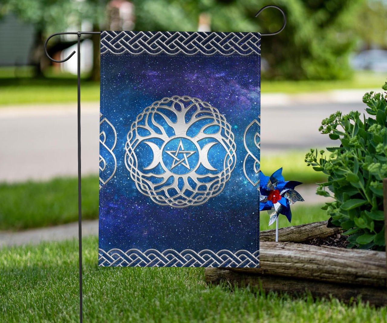 Detail Pentacle Flag Nomer 36