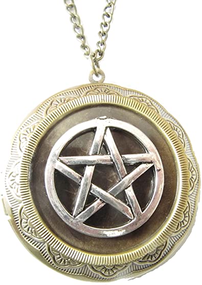 Pentacle Locket - KibrisPDR