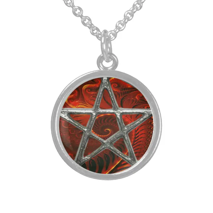 Detail Pentacle Locket Nomer 26