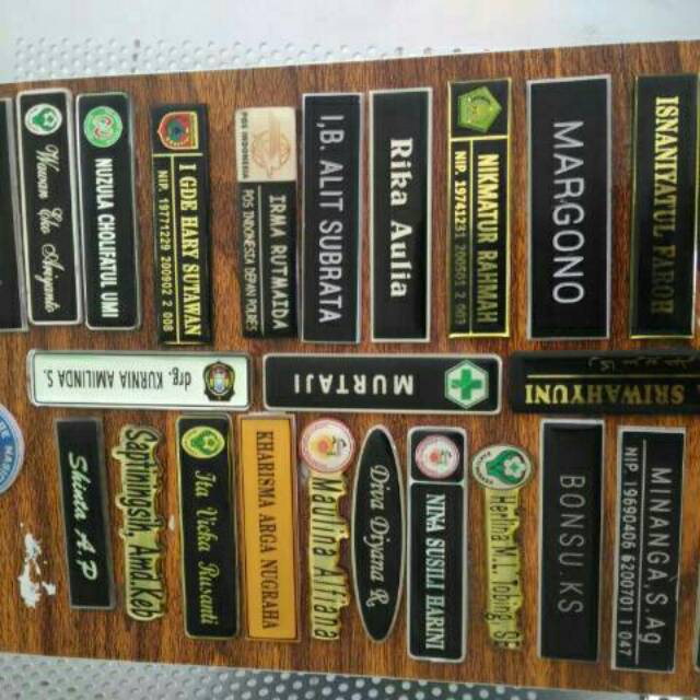 Detail Macam Macam Name Tag Nomer 35
