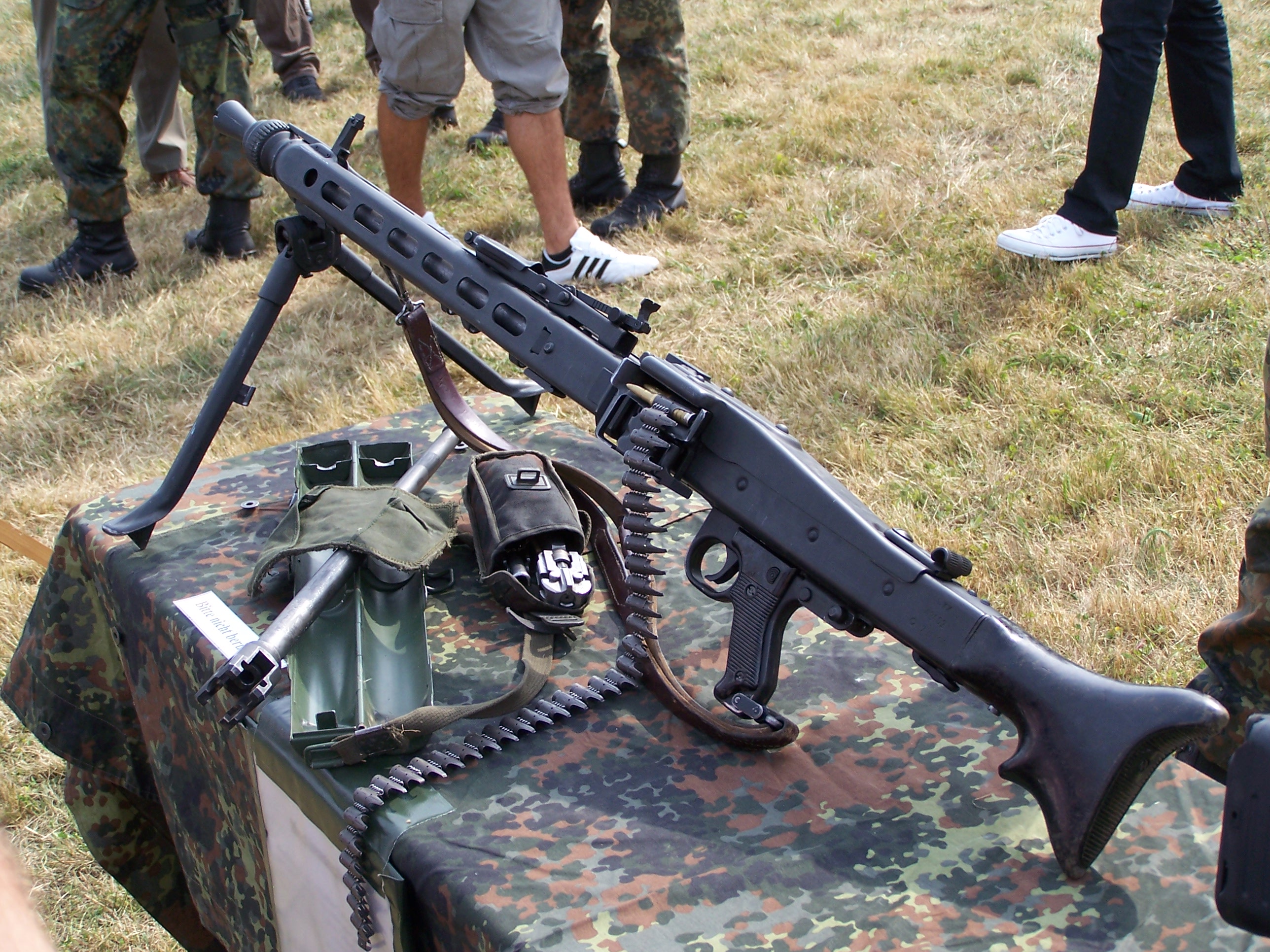 Detail Machinegun Images Nomer 37