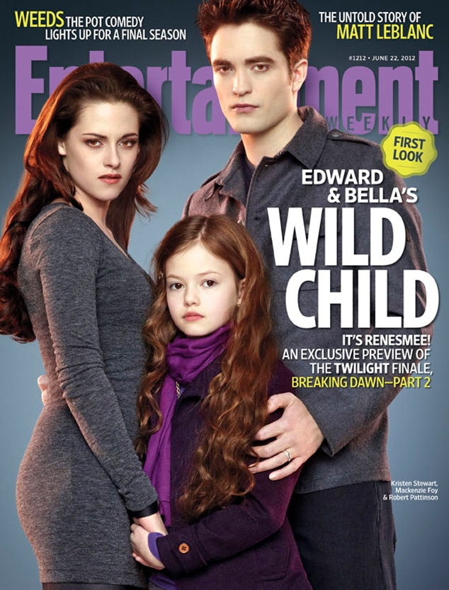 Detail Mackenzie Foy And Kristen Stewart Nomer 30