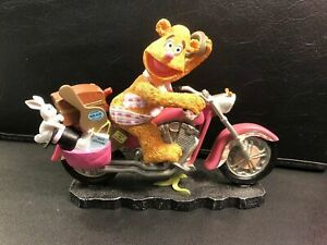 Detail Madagascar 3 Bear On Motorcycle Nomer 39