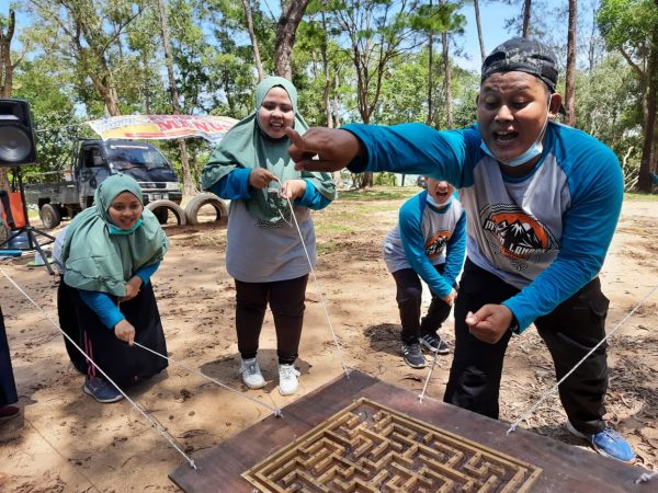 Detail Madrasah Hebat Bermartabat Logo Nomer 28