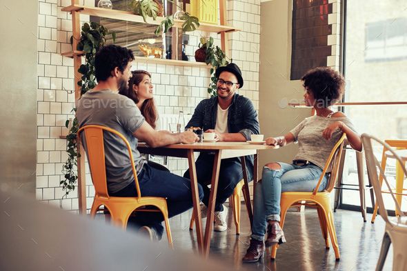 People In Cafe - KibrisPDR