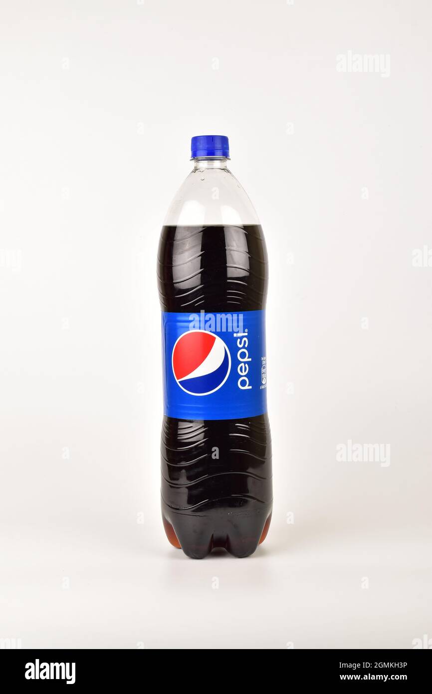 Detail Pepsi Bottle Images Nomer 28