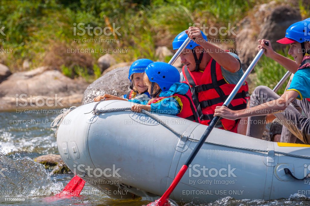 Detail Perahu Karet Arung Jeram Nomer 49