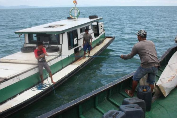 Detail Perahu Kayu Nelayan Nomer 27