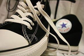 Detail Magic Eraser Converse Nomer 43