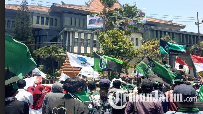 Detail Mahasiswa Demo Rumah Sby Nomer 17