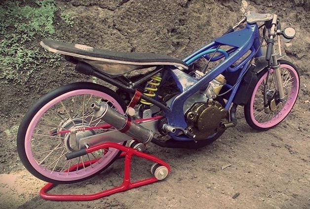 Detail Mainan Motor Drag Nomer 24