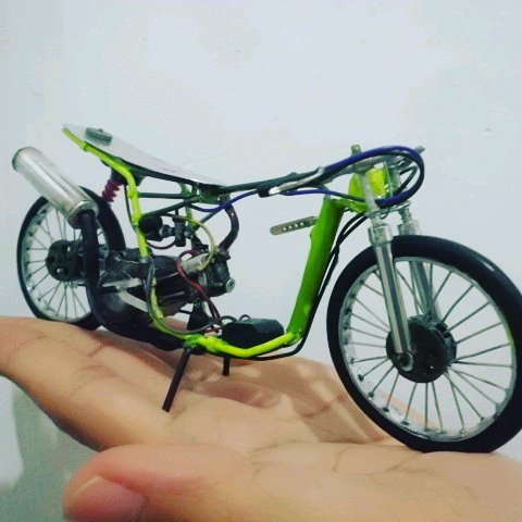 Detail Mainan Motor Drag Nomer 6