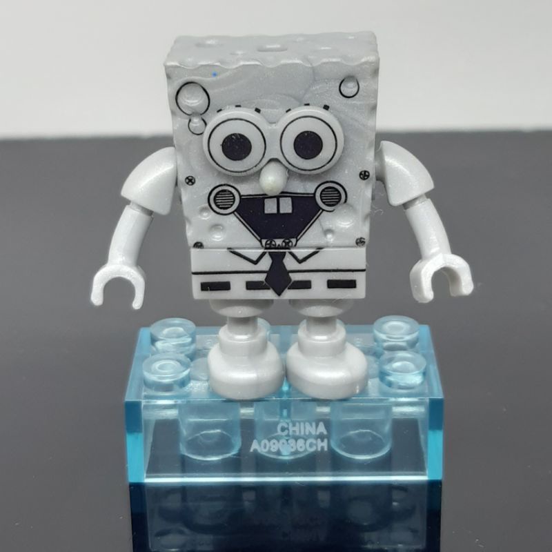 Detail Mainan Robot Spongebob Nomer 39