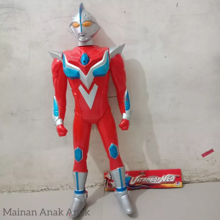 Detail Mainan Ultraman Besar Nomer 20