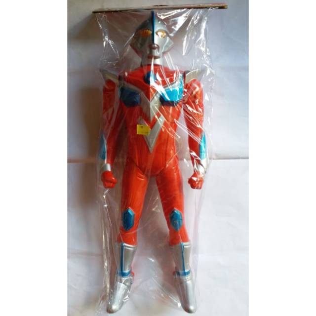 Detail Mainan Ultraman Besar Nomer 44