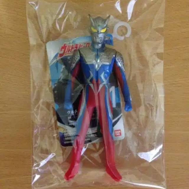 Detail Mainan Ultraman Zero Nomer 3