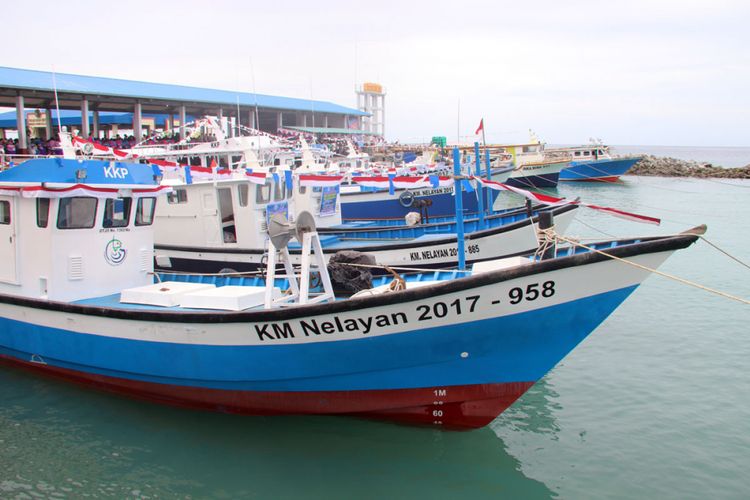 Detail Perahu Nelayan Tradisional Nomer 28