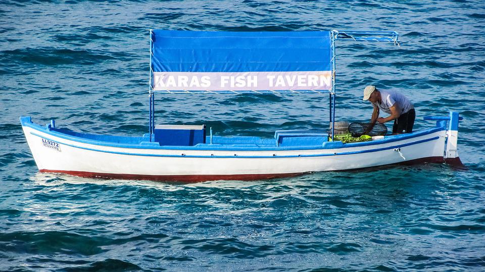 Detail Perahu Nelayan Tradisional Nomer 31