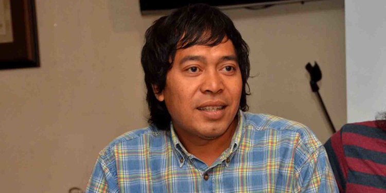 Detail Perang Gambar Komeng Terlucu Nomer 21