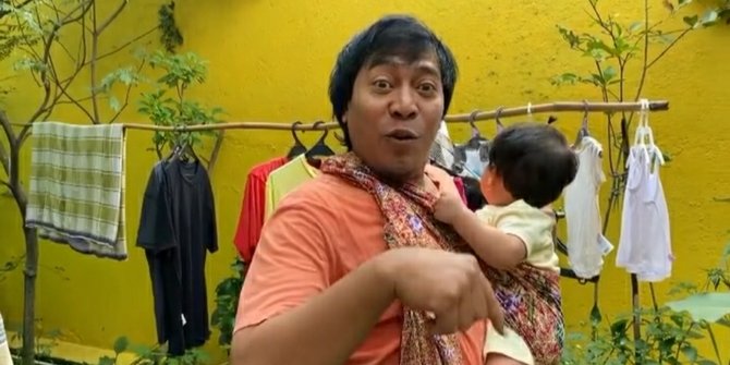 Detail Perang Gambar Komeng Terlucu Nomer 23