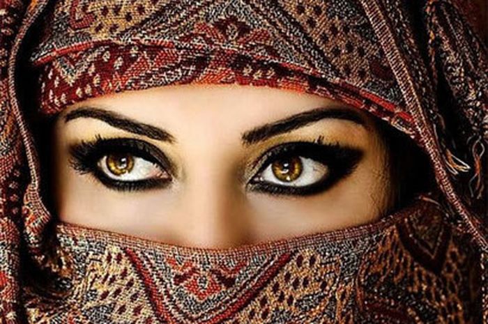 Detail Perempuan Arab Cantik Nomer 5